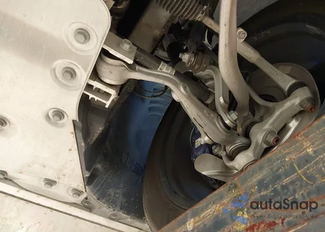 2024 BMW Ix xDrive50 z USA, uszkodzony, nr VIN WB523CF07RCR10700